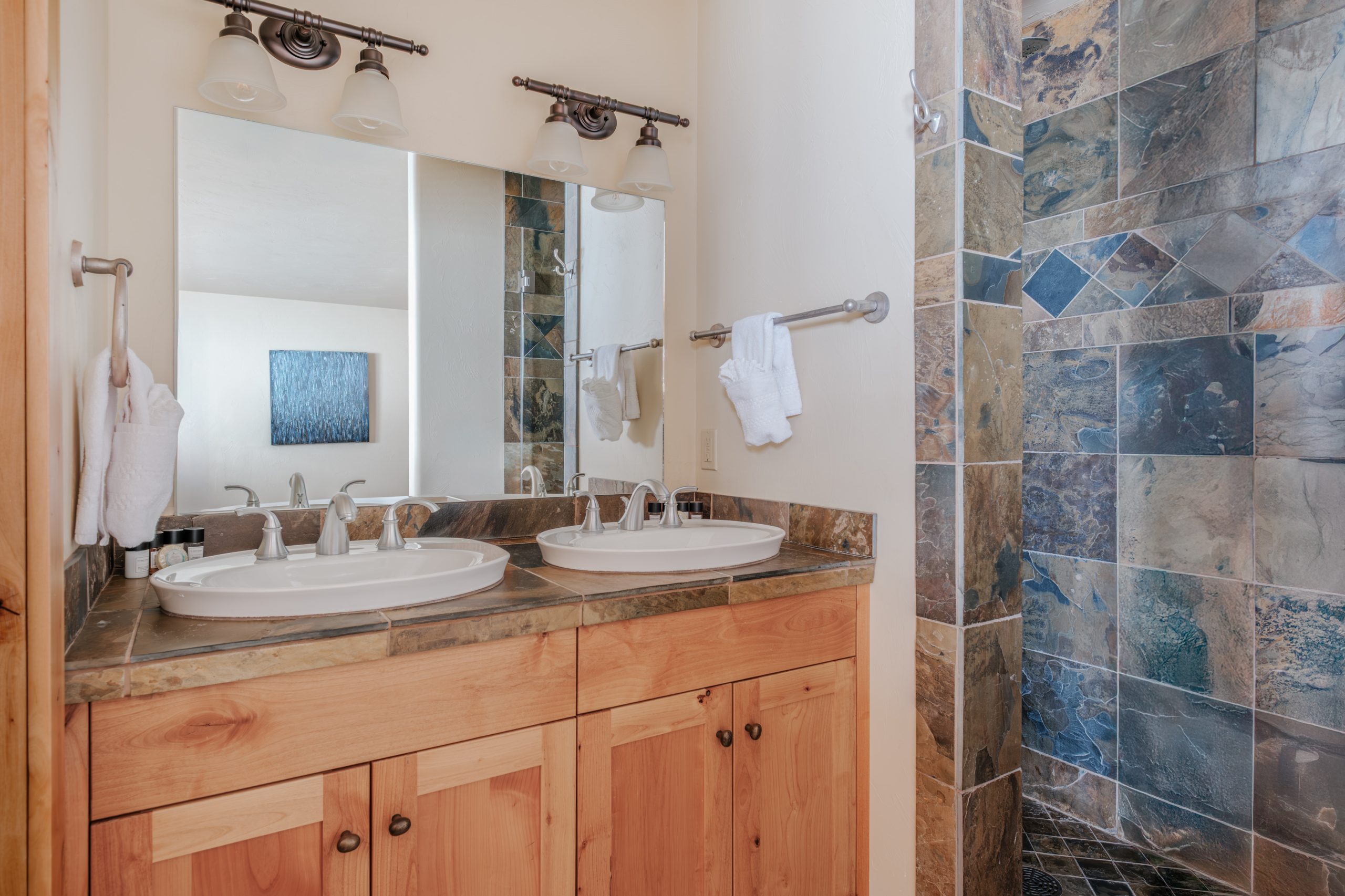 Cozy mountain bathroom at Big Sky Resort.