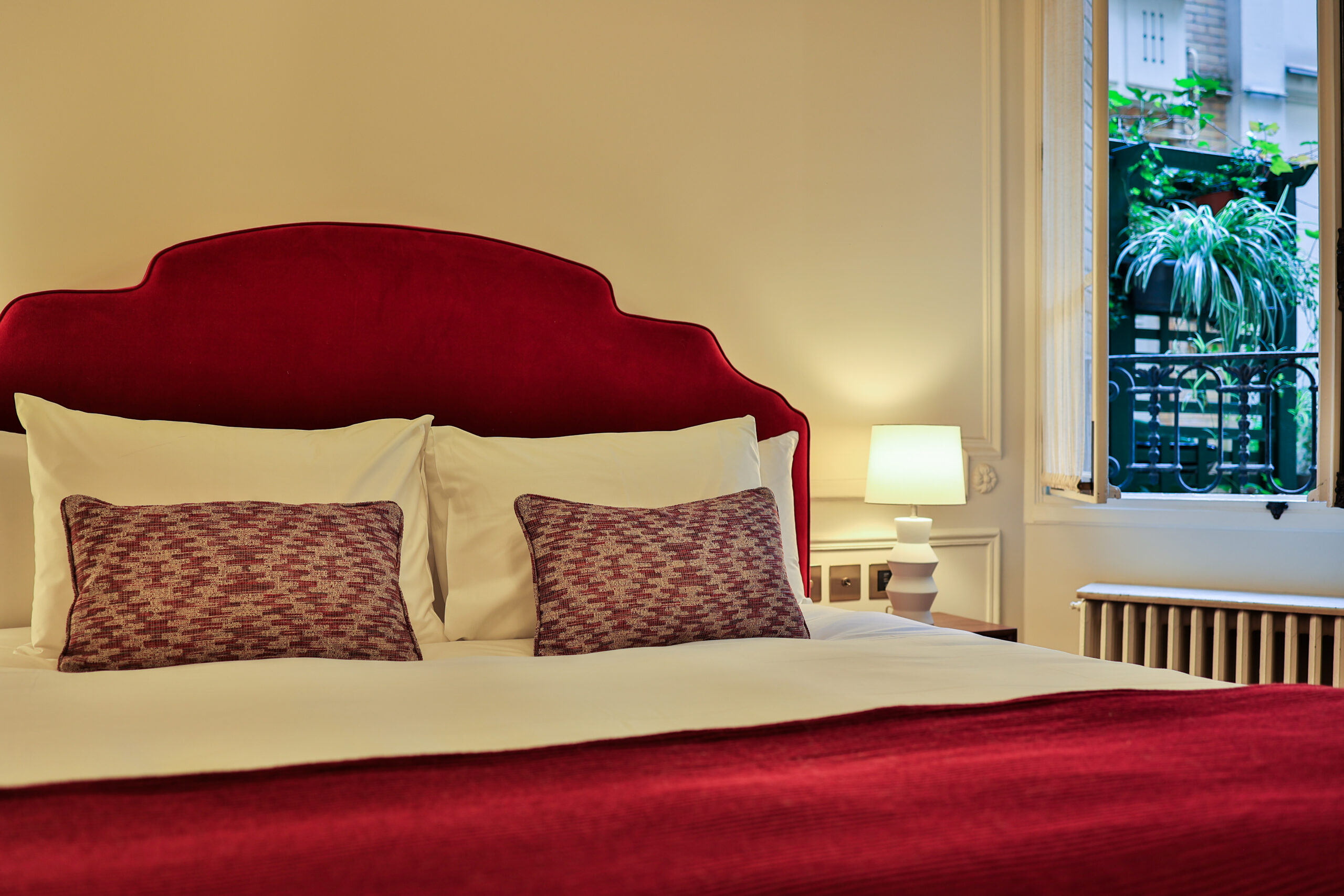 Elegant bedroom at Apartment Île Saint-Louis, Paris