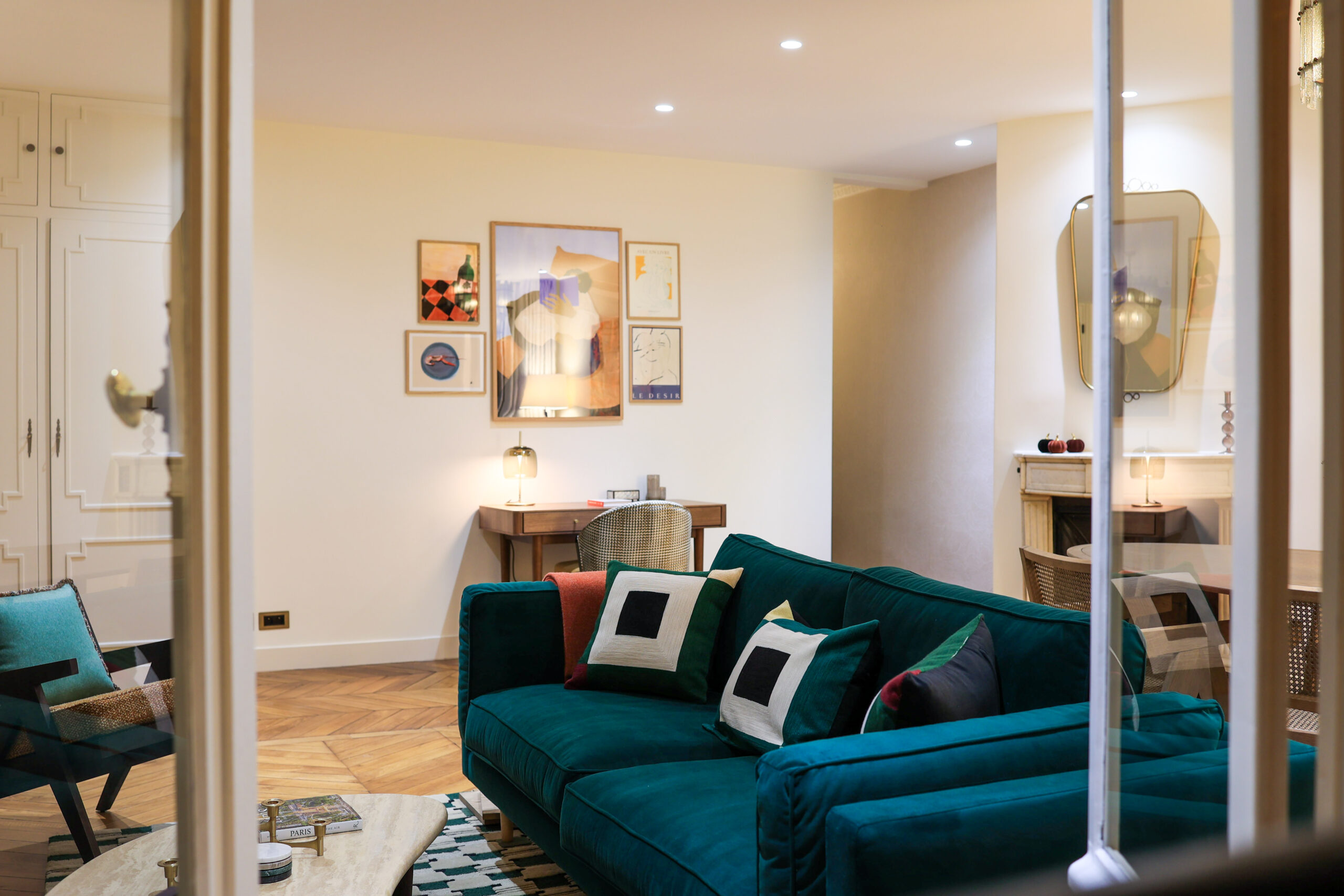 Luxury apartment on Île Saint-Louis, Paris