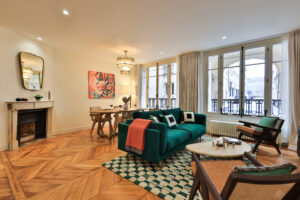 Stylish living space with beautiful Parisian views at Apartment Île Saint-Louis