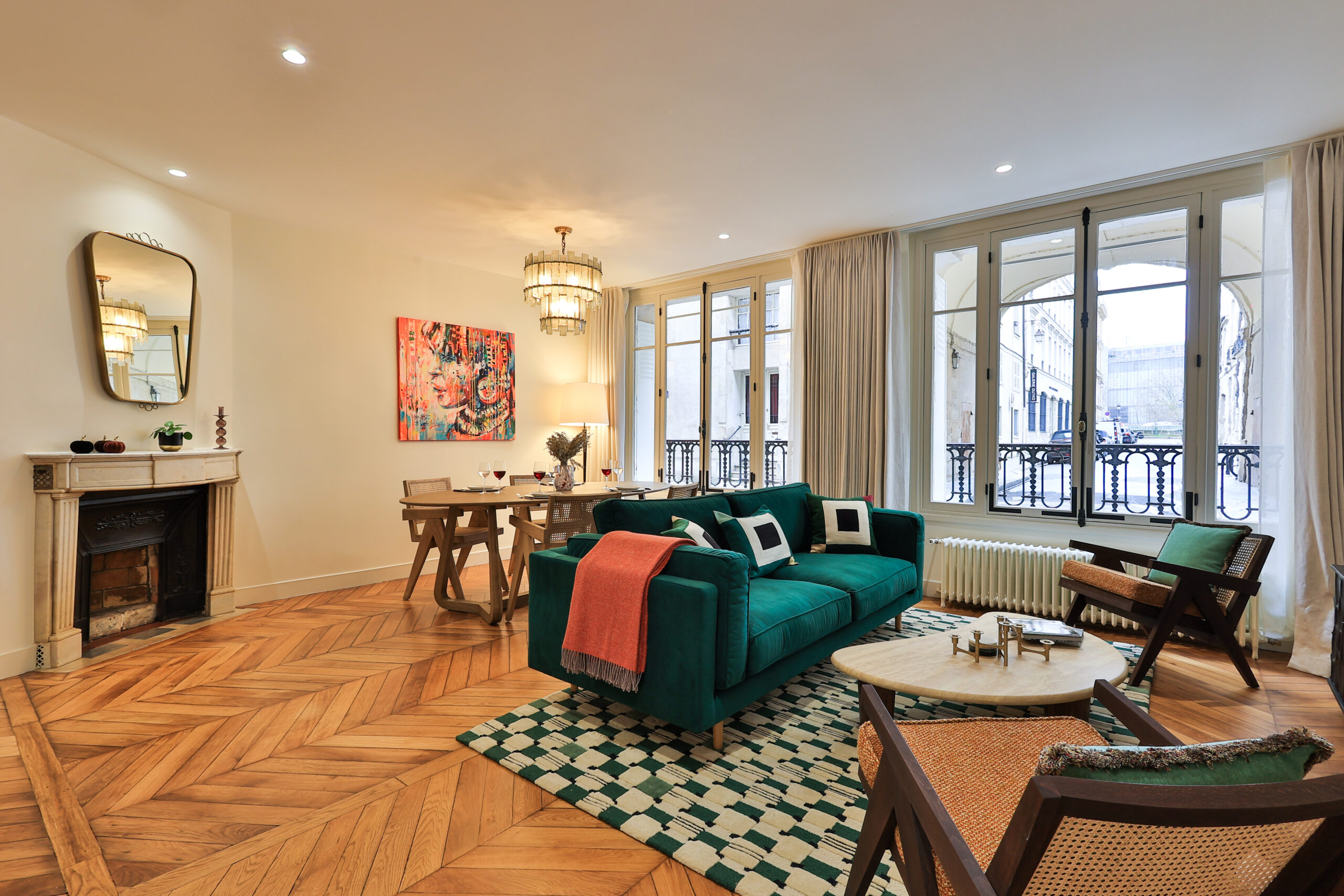 Stylish living space with beautiful Parisian views at Apartment Île Saint-Louis